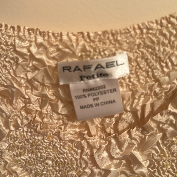 Woman shell top - Picture 2 of 3